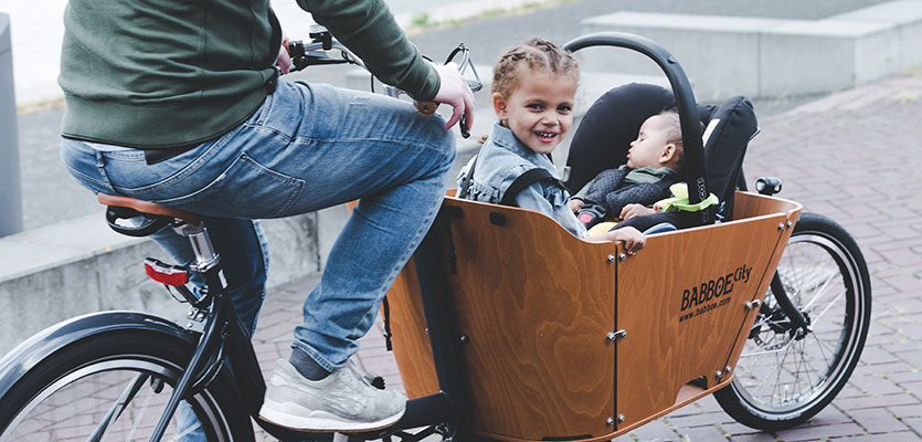 Fietsen met baby - Vanaf wanneer kan | Babboe