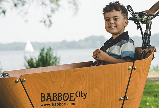 Babboe E-City,biporteur électrique pour transport d'enfants avec moteur  arrière